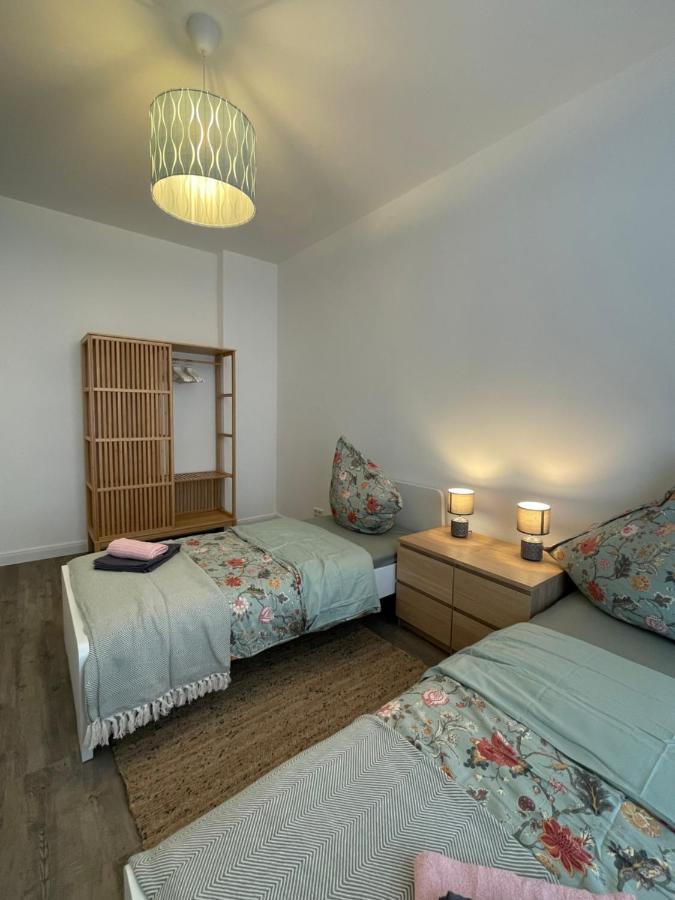 Boutique Hotel Pension Luisengruen Kueche 1Gbs Wlan Netflix Disney Magentatv ケムニッツ エクステリア 写真